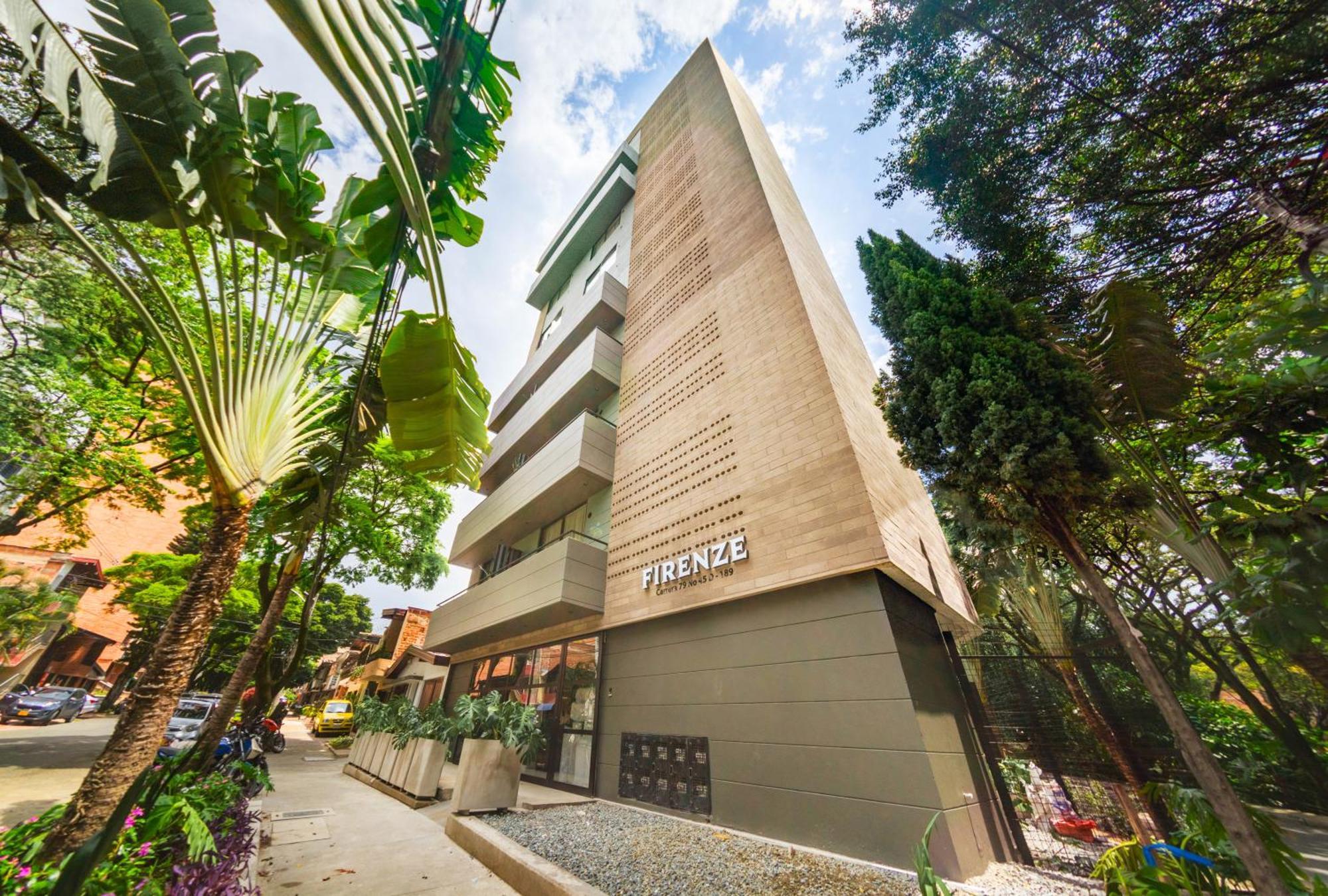 Firenze Lofts Hotel Medellin Bagian luar foto
