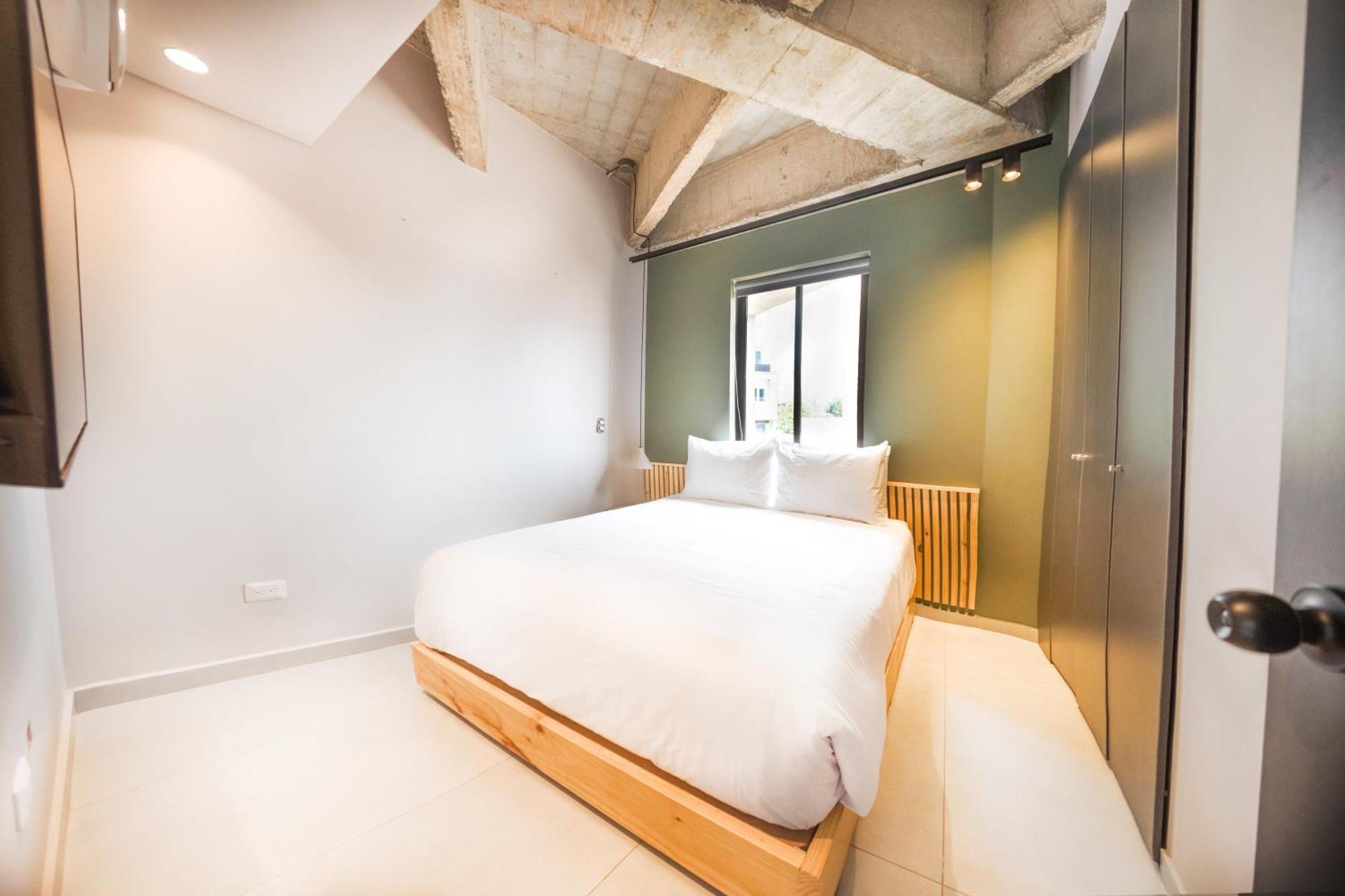 Firenze Lofts Hotel Medellin Bagian luar foto