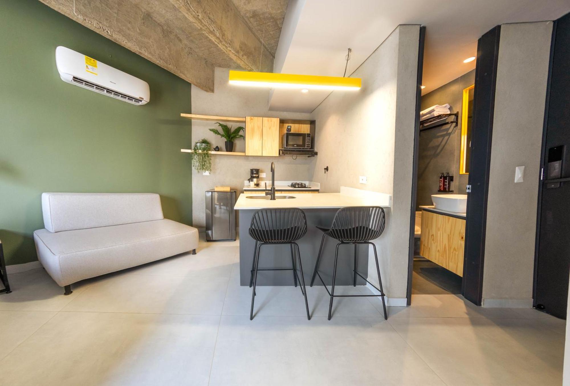 Firenze Lofts Hotel Medellin Bagian luar foto