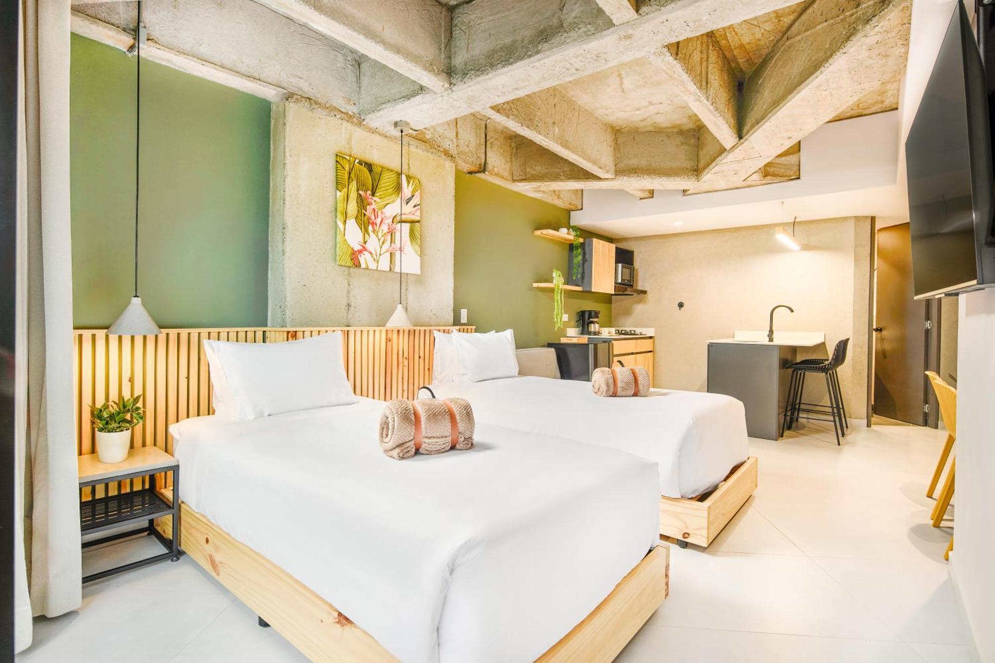 Firenze Lofts Hotel Medellin Bagian luar foto