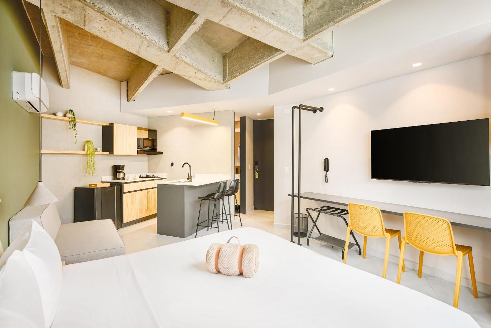 Firenze Lofts Hotel Medellin Bagian luar foto