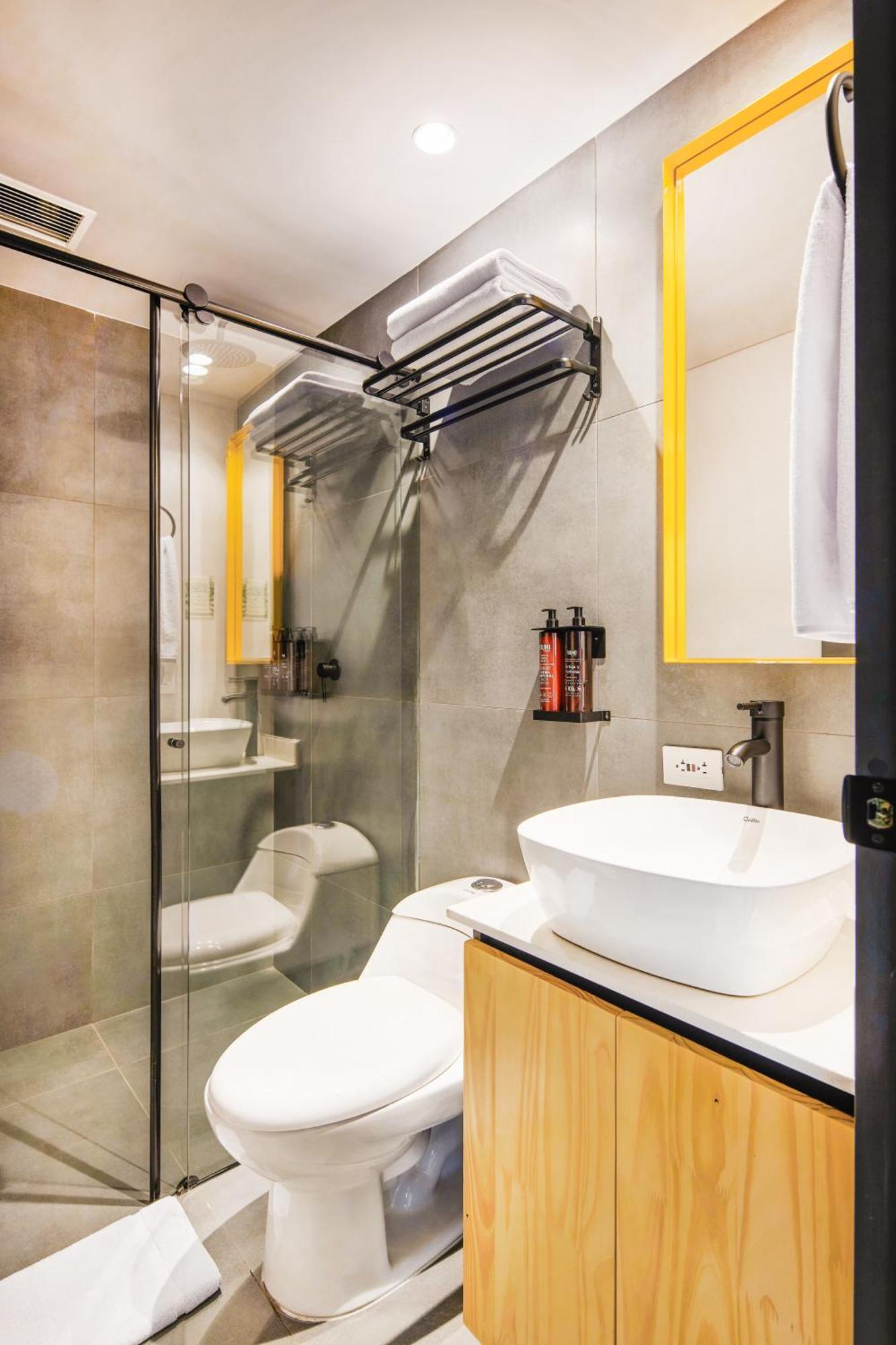 Firenze Lofts Hotel Medellin Bagian luar foto