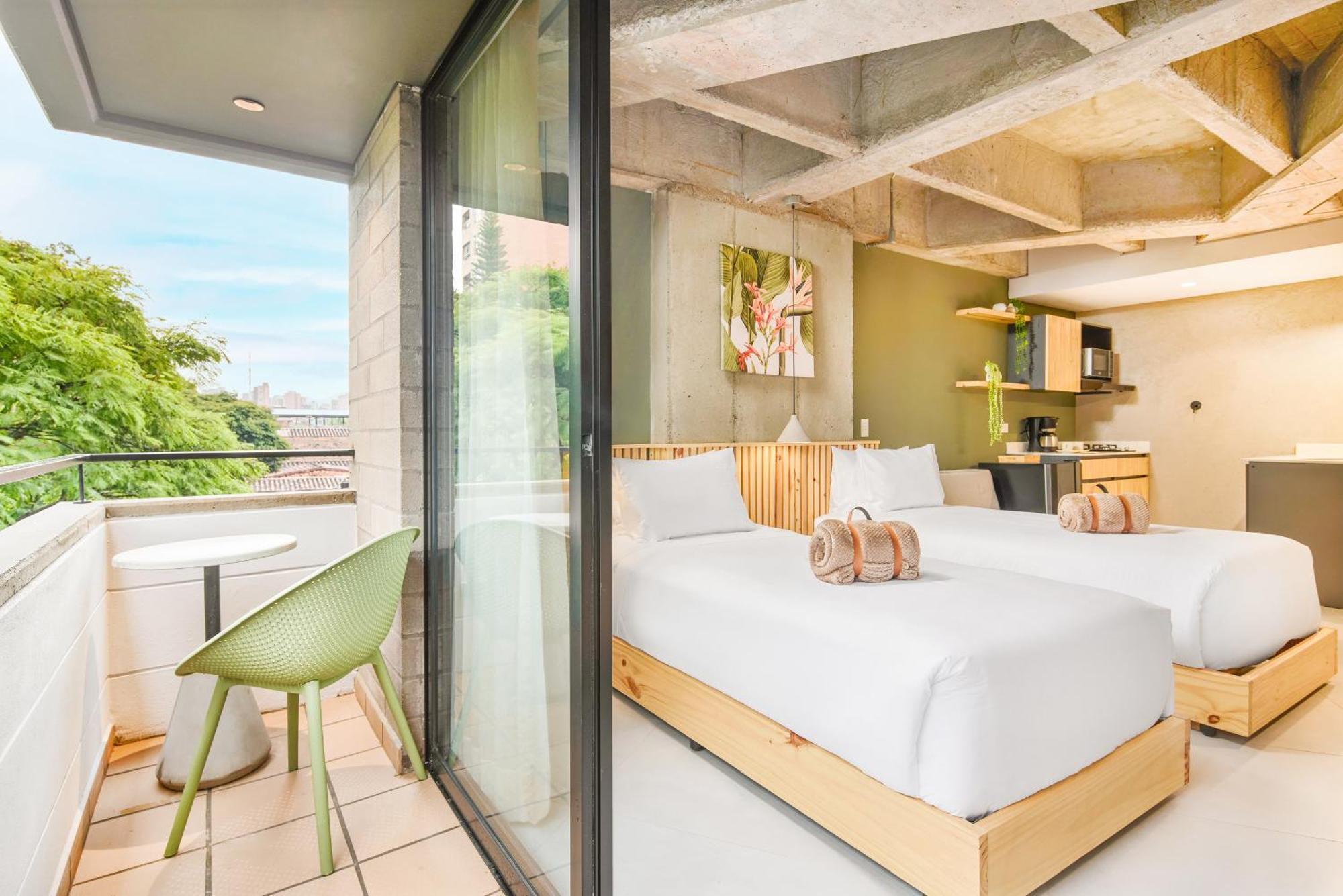 Firenze Lofts Hotel Medellin Bagian luar foto