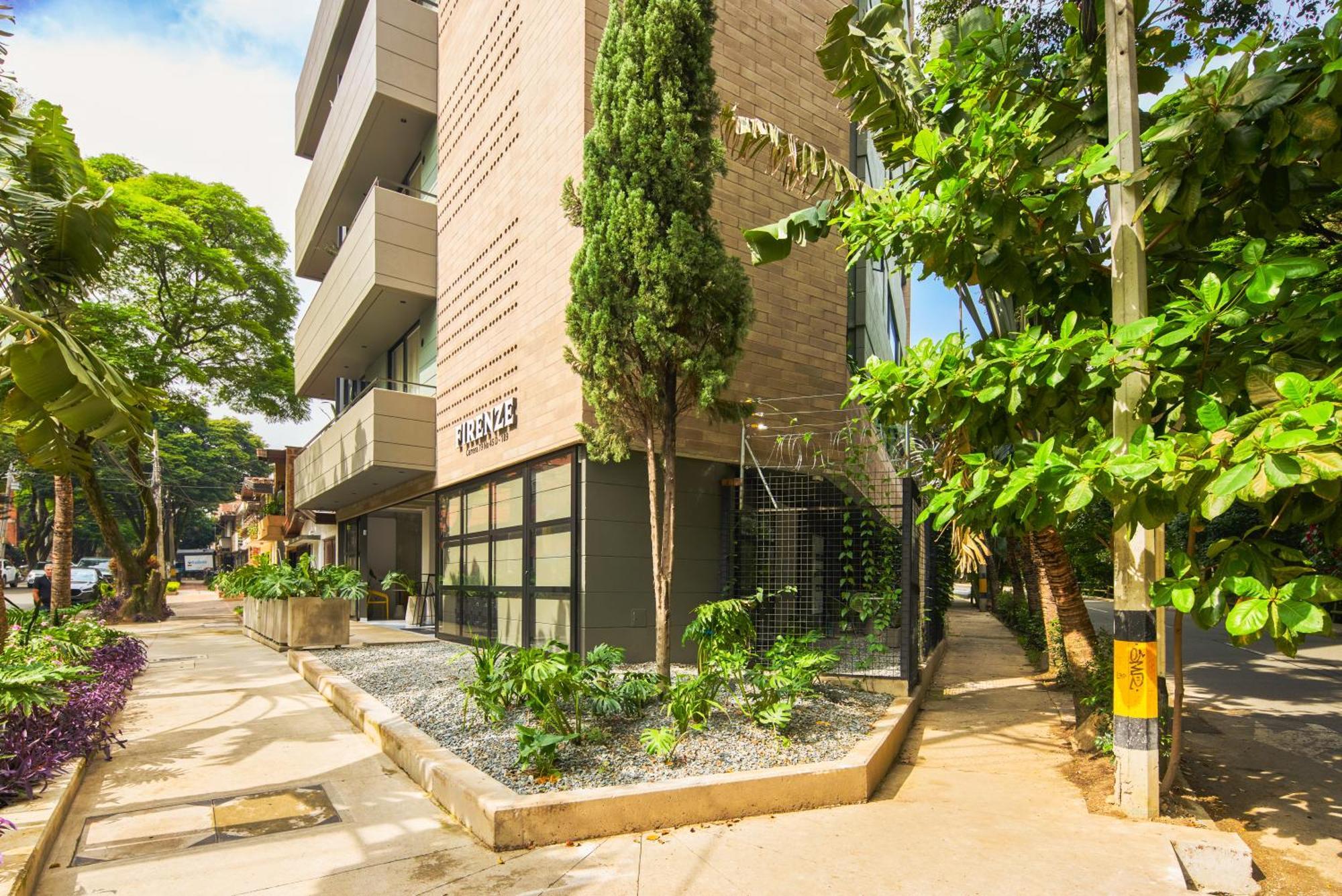 Firenze Lofts Hotel Medellin Bagian luar foto